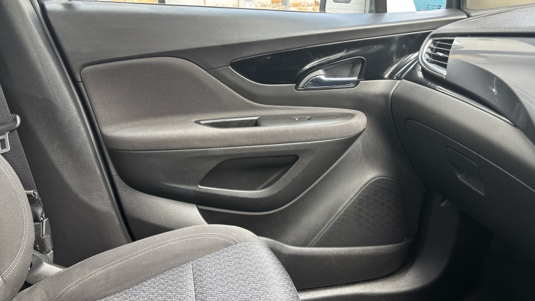 Vauxhall Mokka X 1.6i Active 5dr Petrol Hatchback